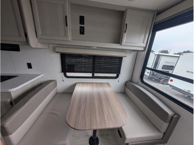 Coachmen Catalina 221epic 2027 alt