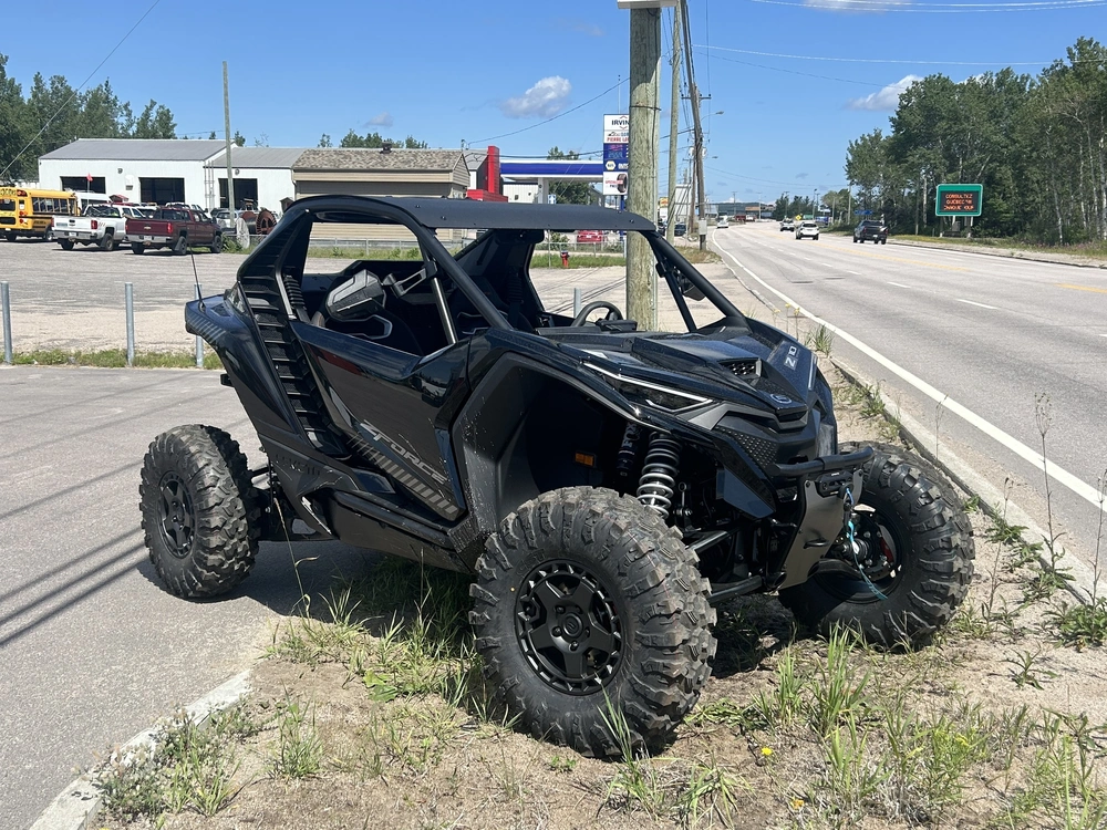 2026 Cfmoto Zforce Z10 alt