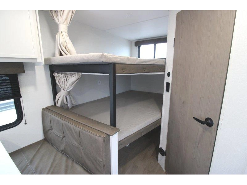 Grand Design Transcend 24bhx 2026 alt