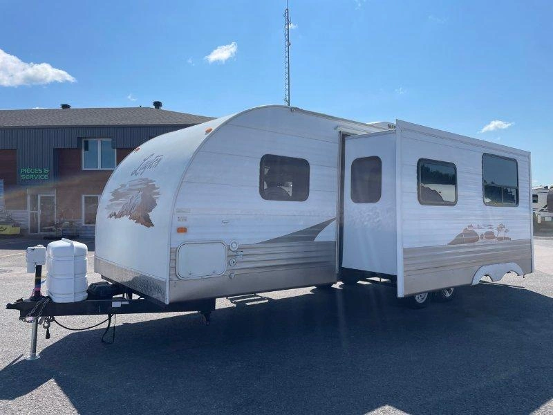 Skyline Layton 287 2013 alt