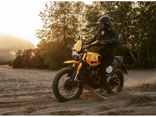2026 Triumph Scrambler 400 Xc Vanilla White alt