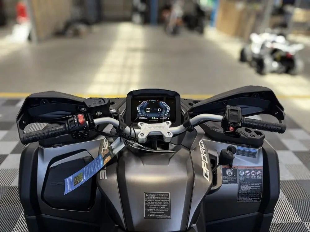 2026 Cfmoto Cforce 800 Touring alt