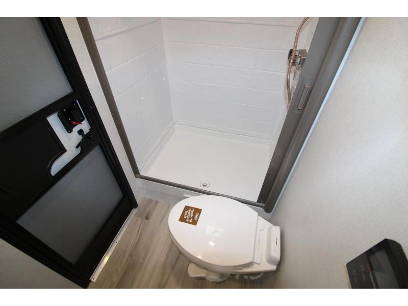 Keystone Rv Coleman 28bhs 2026 alt