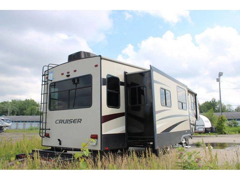 Crossroads Cruiser 347mb 2018 alt