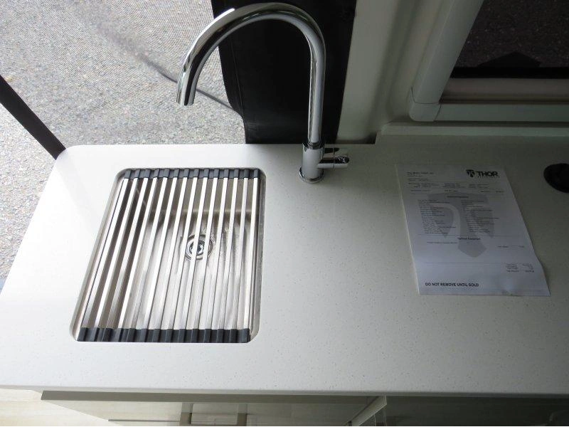 Thor Motor Coach Tellaro 20y 2027 alt