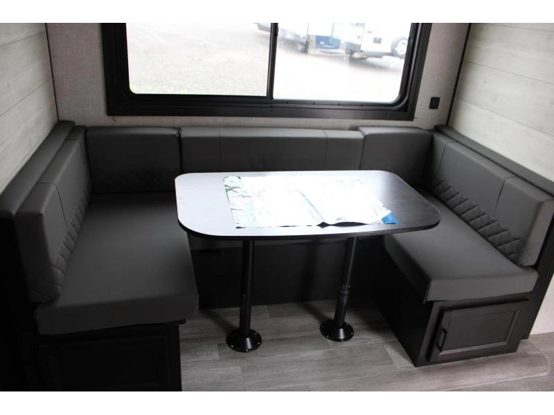 Jayco Jay Flight 247rbs.slx 2023 alt