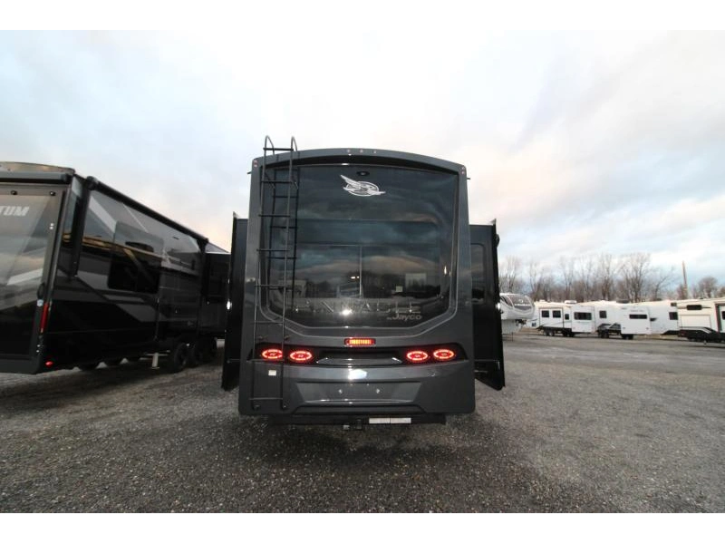 Jayco Pinnacle 38kpts 2026 alt