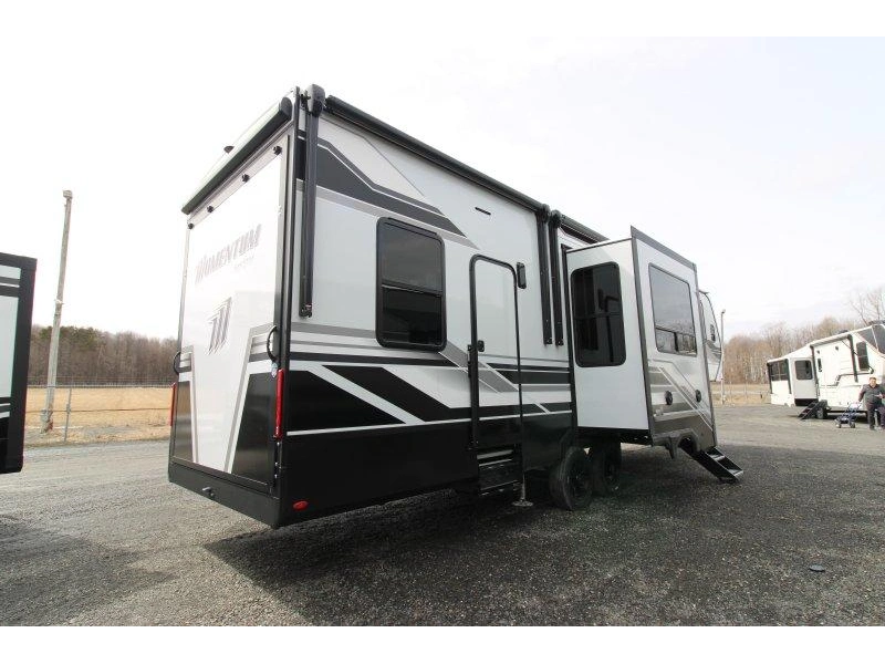 Grand Design Momentum 320g 2026 alt