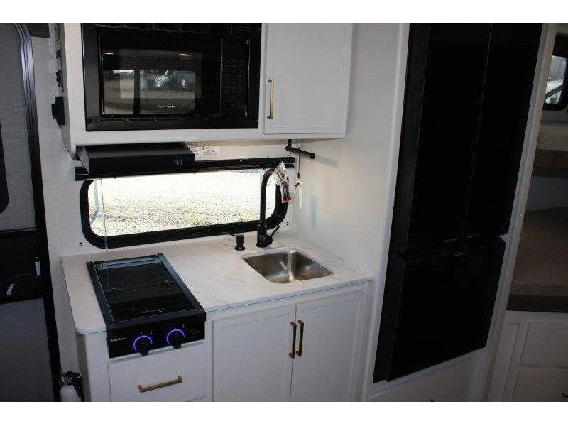Grand Design Transcend 161bh 2026 alt