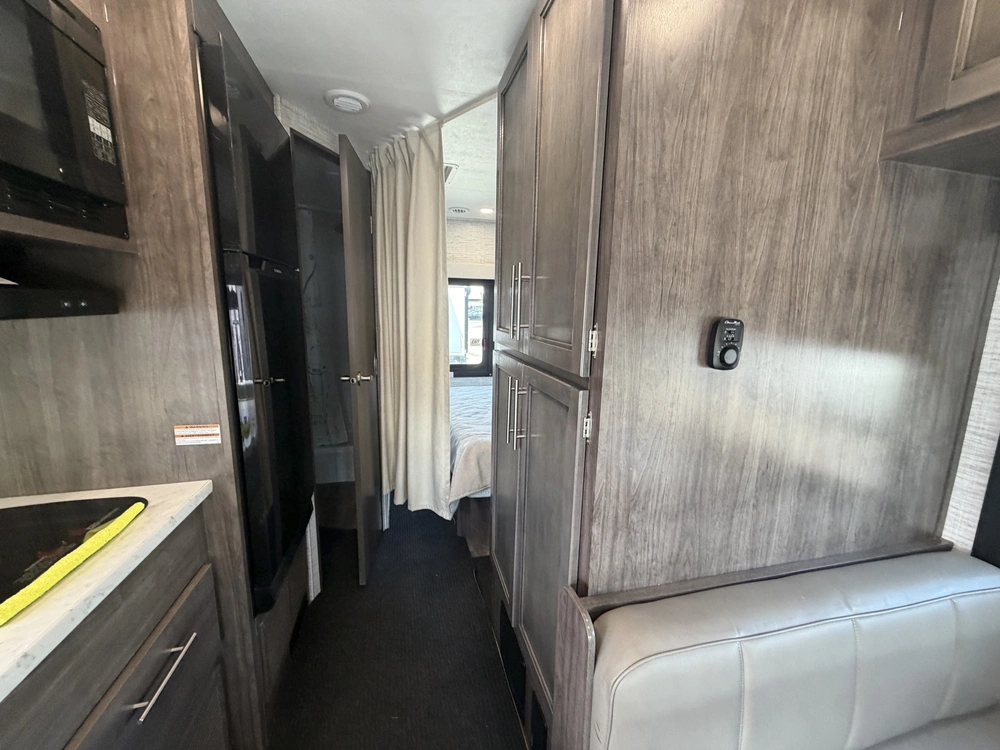 2025 Jayco Redhawk 22c alt