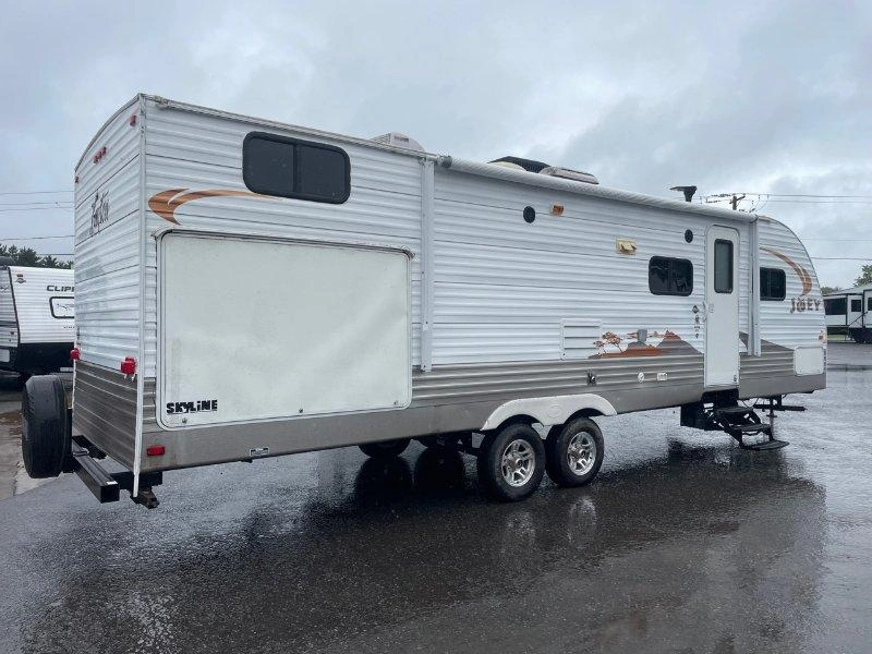 Skyline Layton 298 2013 alt