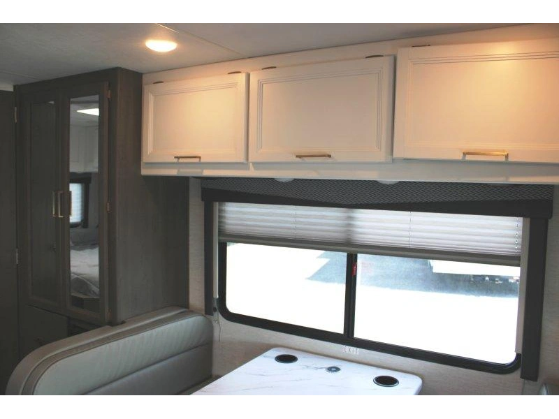 Thor Motor Coach Four Winds 22e 2025 alt