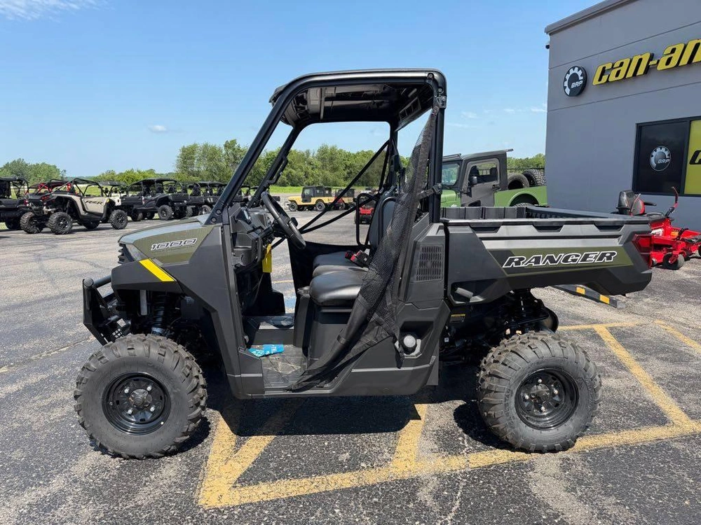 2026 Polaris Ranger® 1000 Eps alt