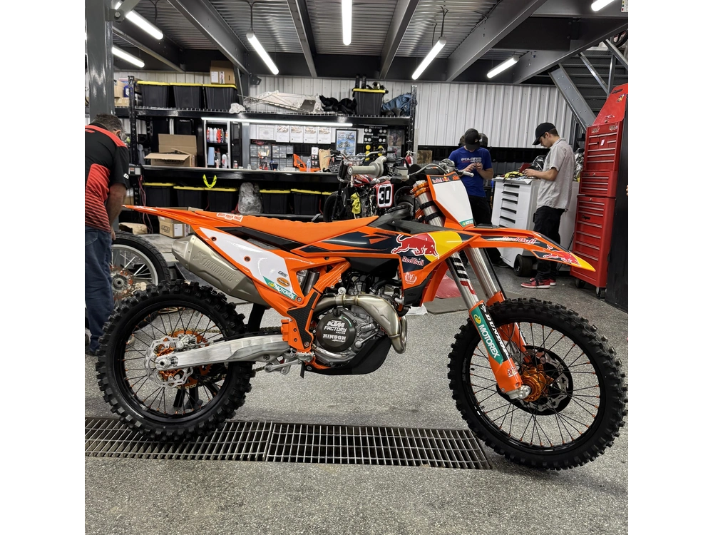 Ktm 450 Sx-f Factory Ed 2025 alt