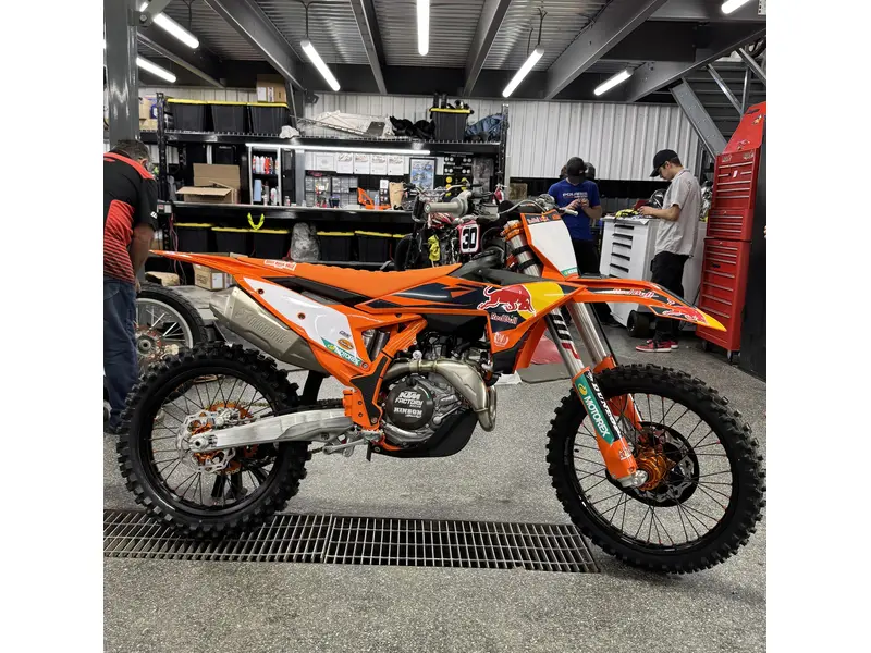 Ktm 450 Sx-f Factory Ed 2025 alt