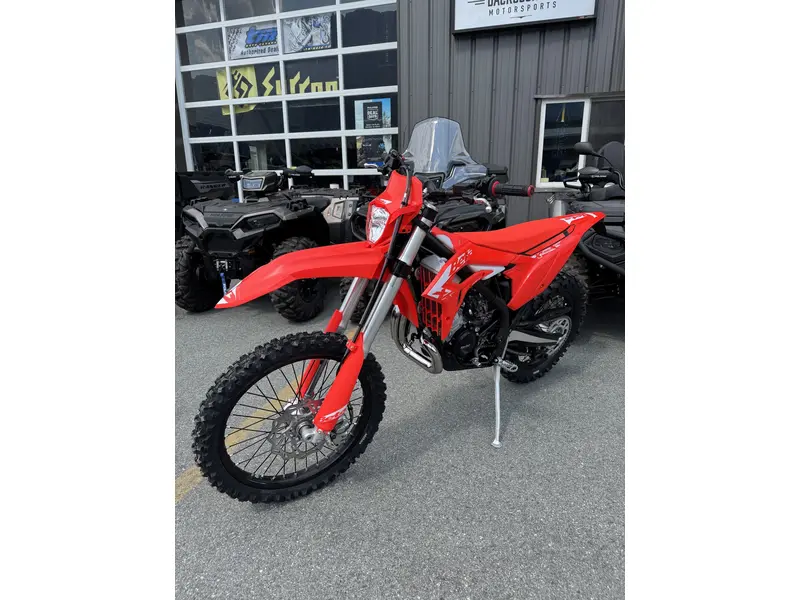 Beta Xtrainer 200 *$92 Bi-Weekly* 2027