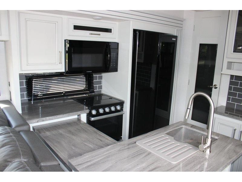 Keystone Rv Cougar 320rds 2024 alt