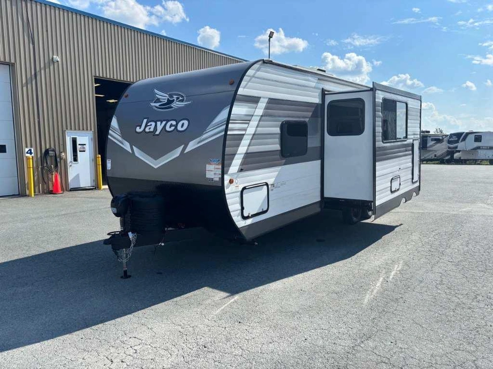 Jayco Jay Flight 245bhs 2027 alt