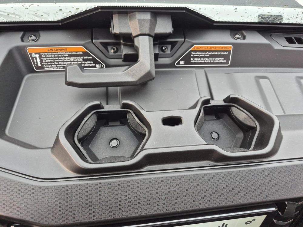 2026 Can-am Defender Limited Cab Hd11 alt
