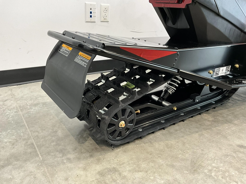 2027 Polaris 200 Indy alt