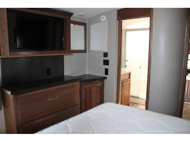 Keystone Rv Montana 3720rl 2017 alt