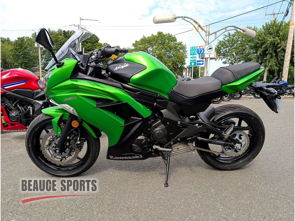2015 Kawasaki Ex650 - Ninja 650 Abs Moto Sport Quotidienne Accessible Débutant Twin Confort Look Agressif Ville Weekend Abs Sécurité Entretien Fait R7 Mt-07 Cbr Sv650 alt