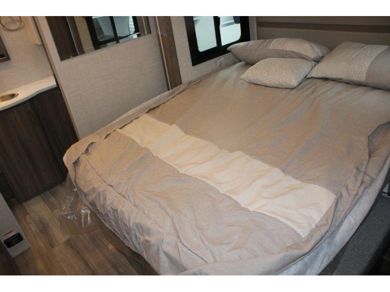 Thor Motor Coach Compass 24jg 2026 alt
