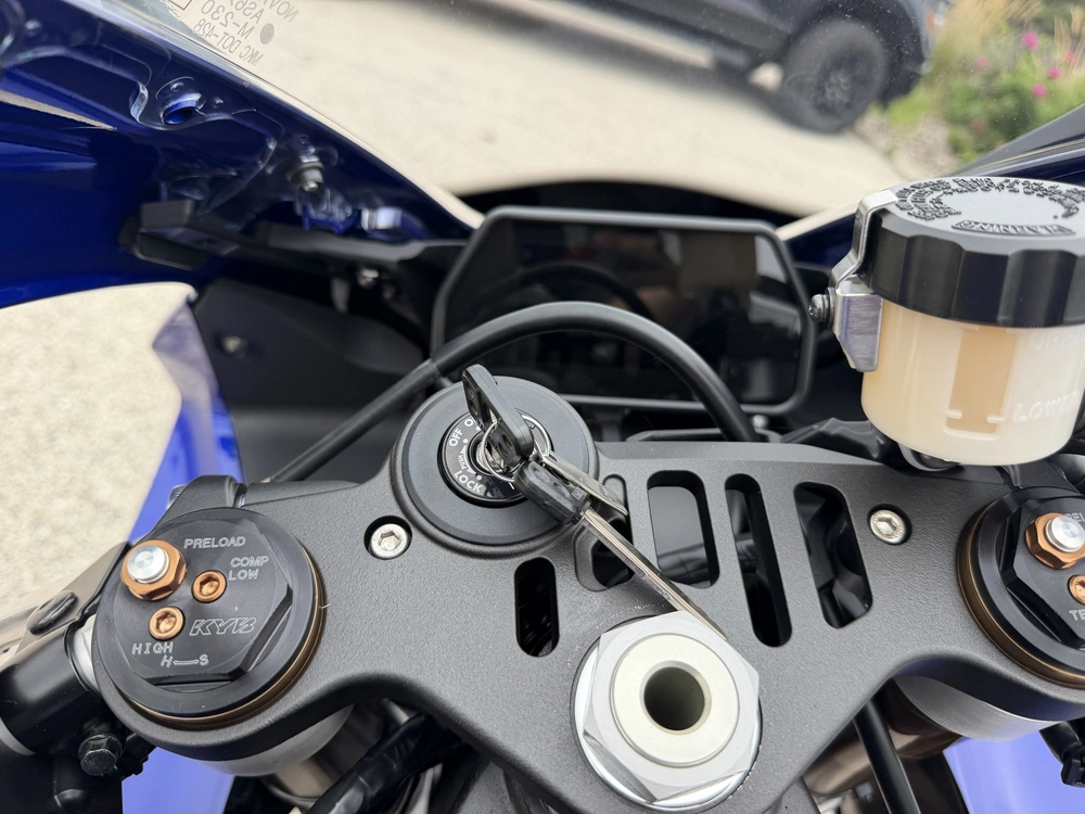 2026 Yamaha Yzf-r1 alt