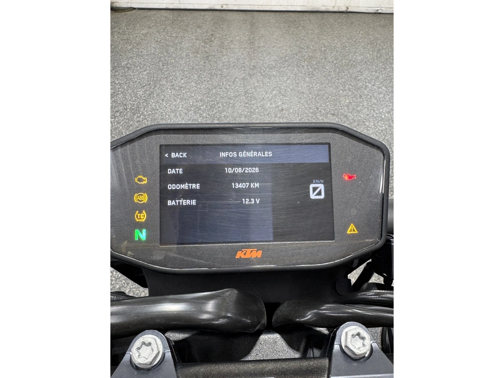2021 Ktm 890 Duke R alt