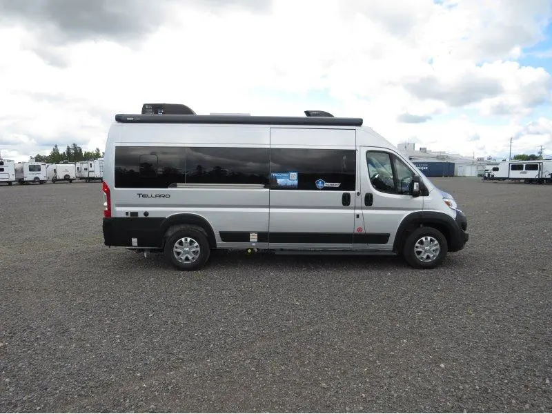 2027 Thor Motor Coach Tellaro