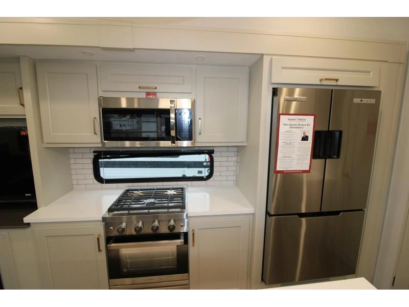 Grand Design Influence 3003rl 2026 alt