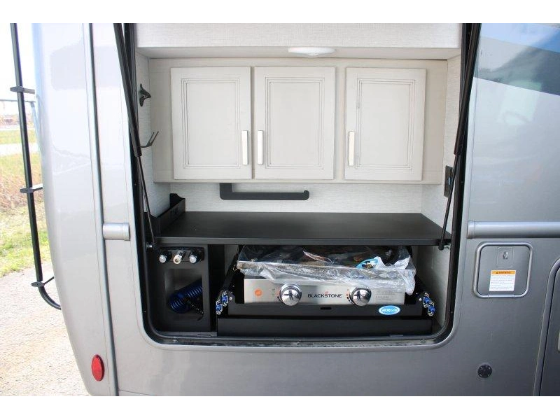Thor Motor Coach Indigo Mm30 2026 alt