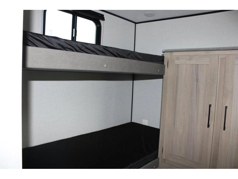 Keystone Rv Coleman 27b 2026 alt