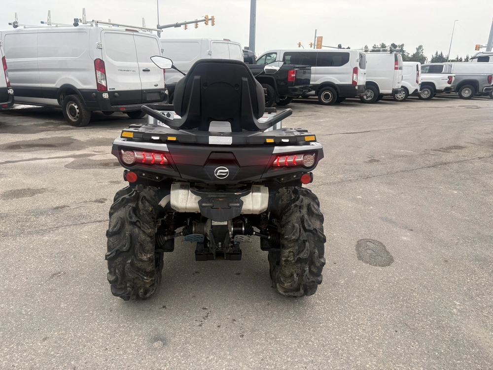 2021 Cfmoto Cforce 800 alt