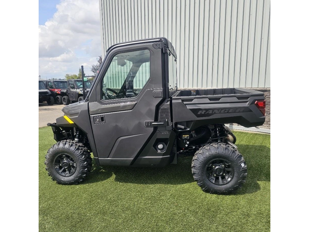 2026 Polaris Ranger 1000 Cab alt