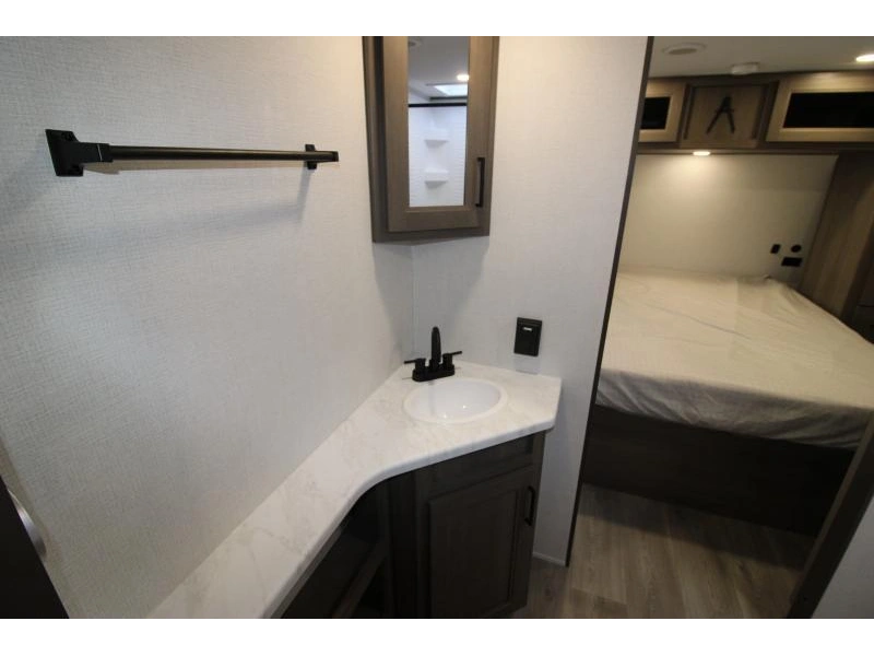 2026 Grand Design Transcend 305bht alt