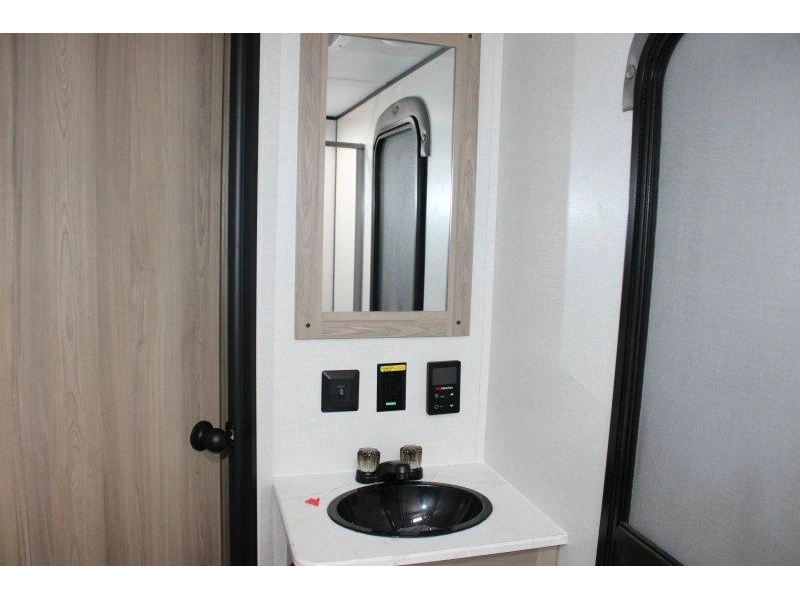 2026 Keystone Rv Coleman 26bx alt