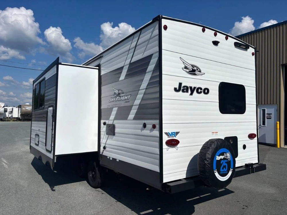 Jayco Jay Flight 245bhs 2027 alt
