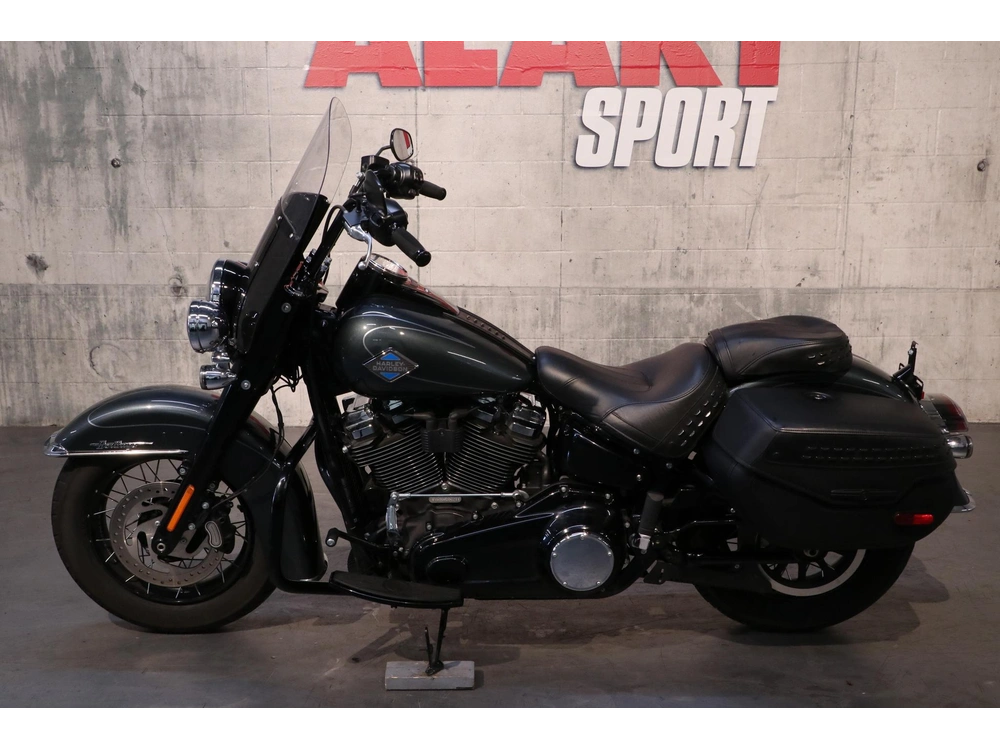 2025 Harley-davidson Softail Heritage Classic (flhc) alt