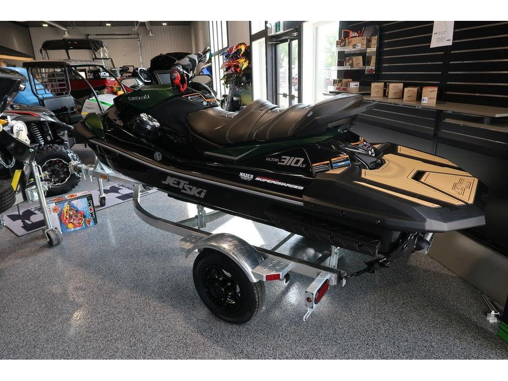 2025 Kawasaki Ultra 310lx alt