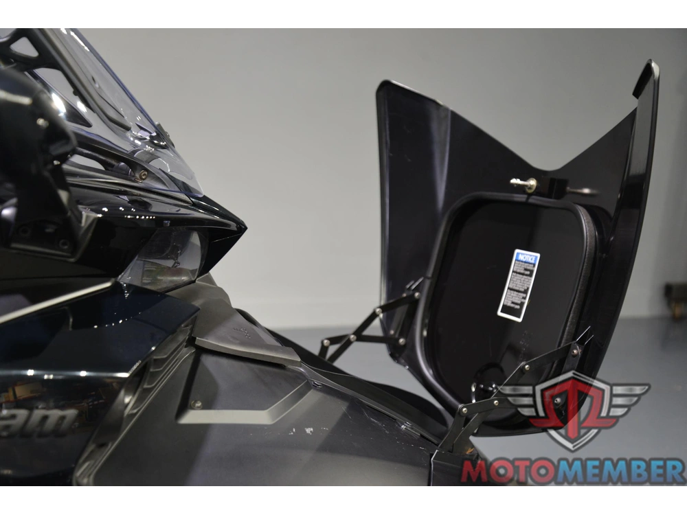 2021 Can-am Spyder F3-s alt