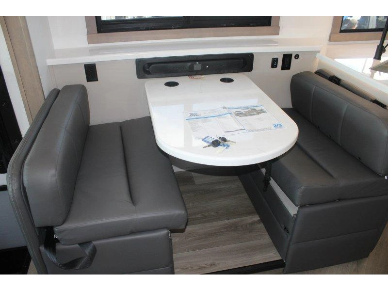 Jayco Precept 36h 2027 alt