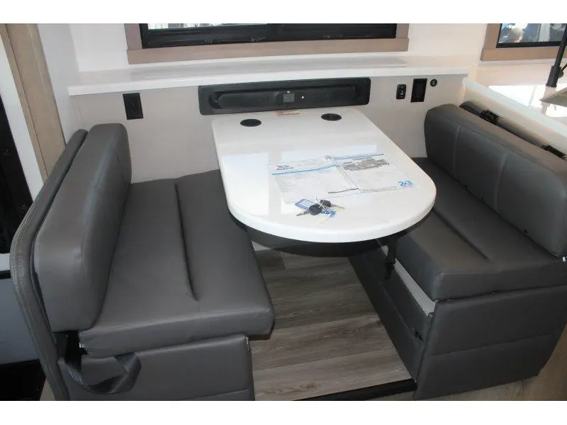 Jayco Precept 2027
