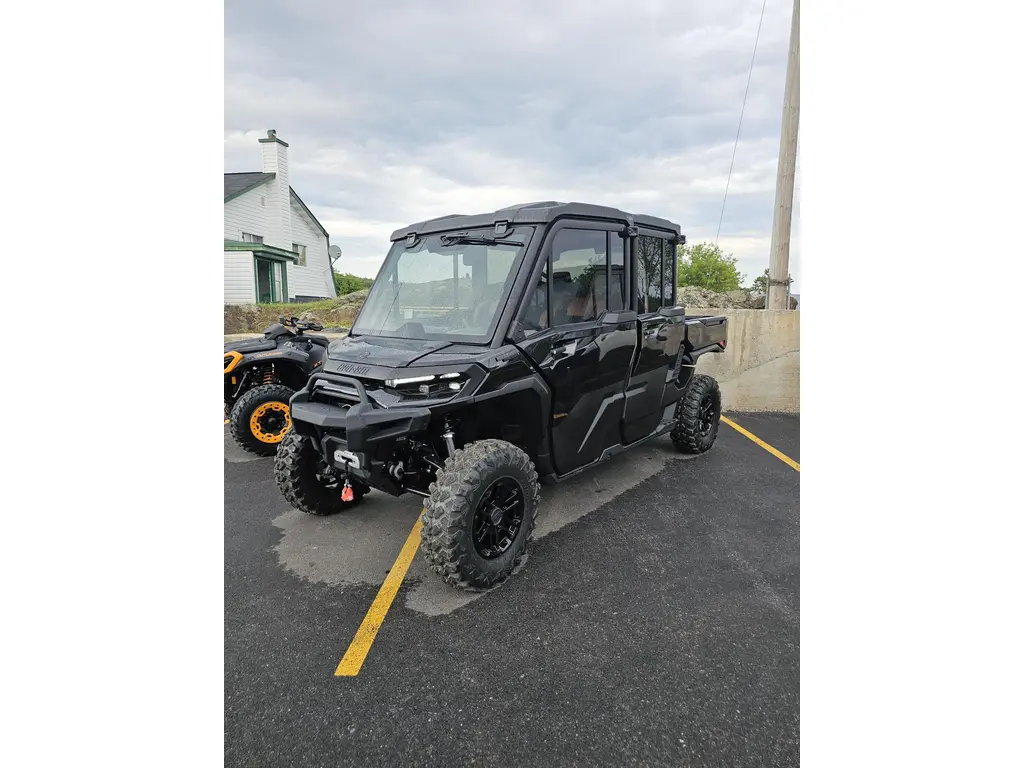 Can-Am DEFENDER 2026