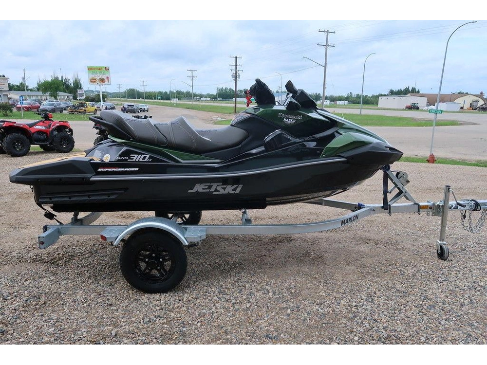 2025 Kawasaki Ultra 310lx alt