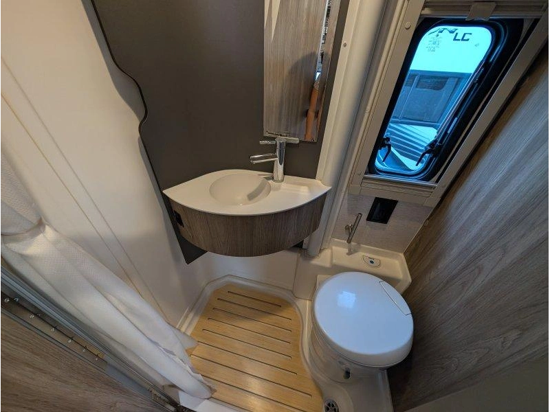Winnebago Ekko 23b 2025 alt