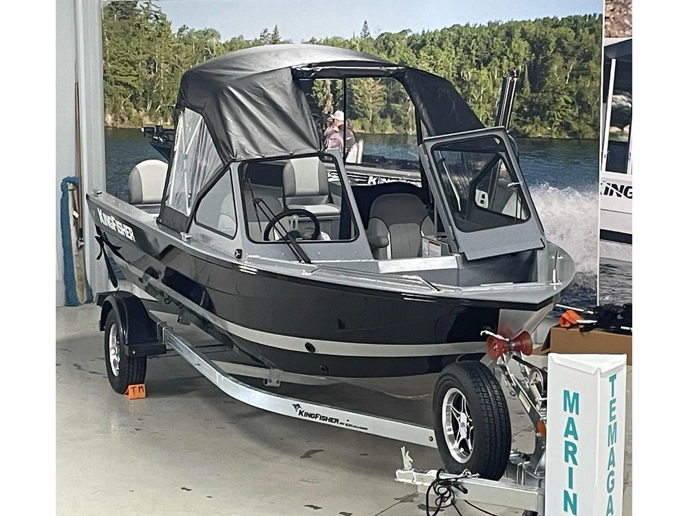2027 Kingfisher 1825 Falcon alt