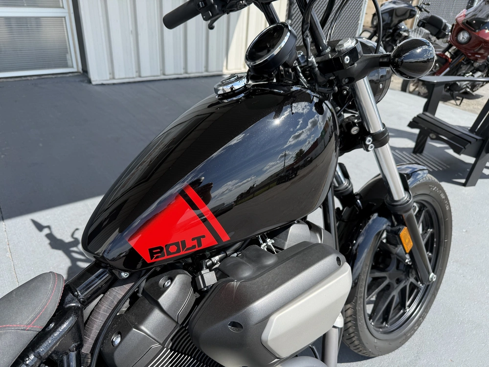 2024 Yamaha Bolt R Spec alt