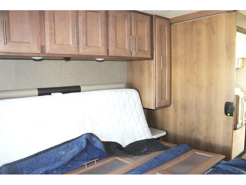 Thor Motor Coach Miramar 35.2 2022 alt