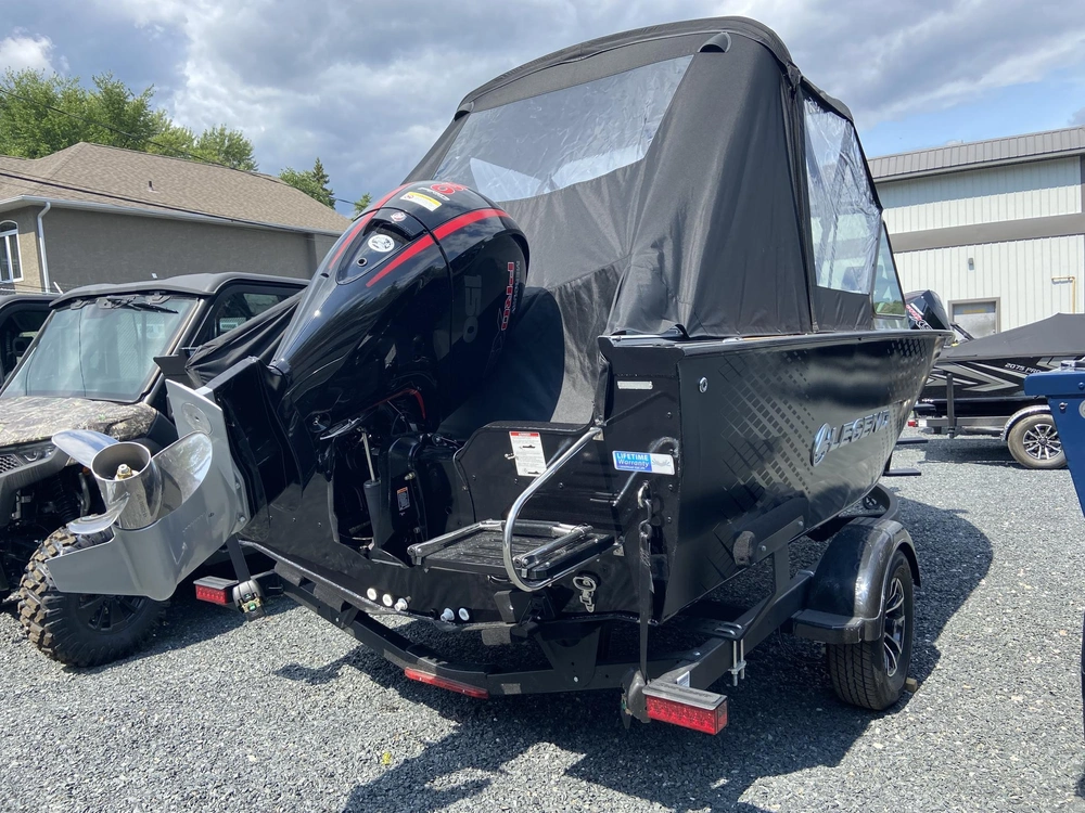 2026 Legend 19 Titanium Rugged alt